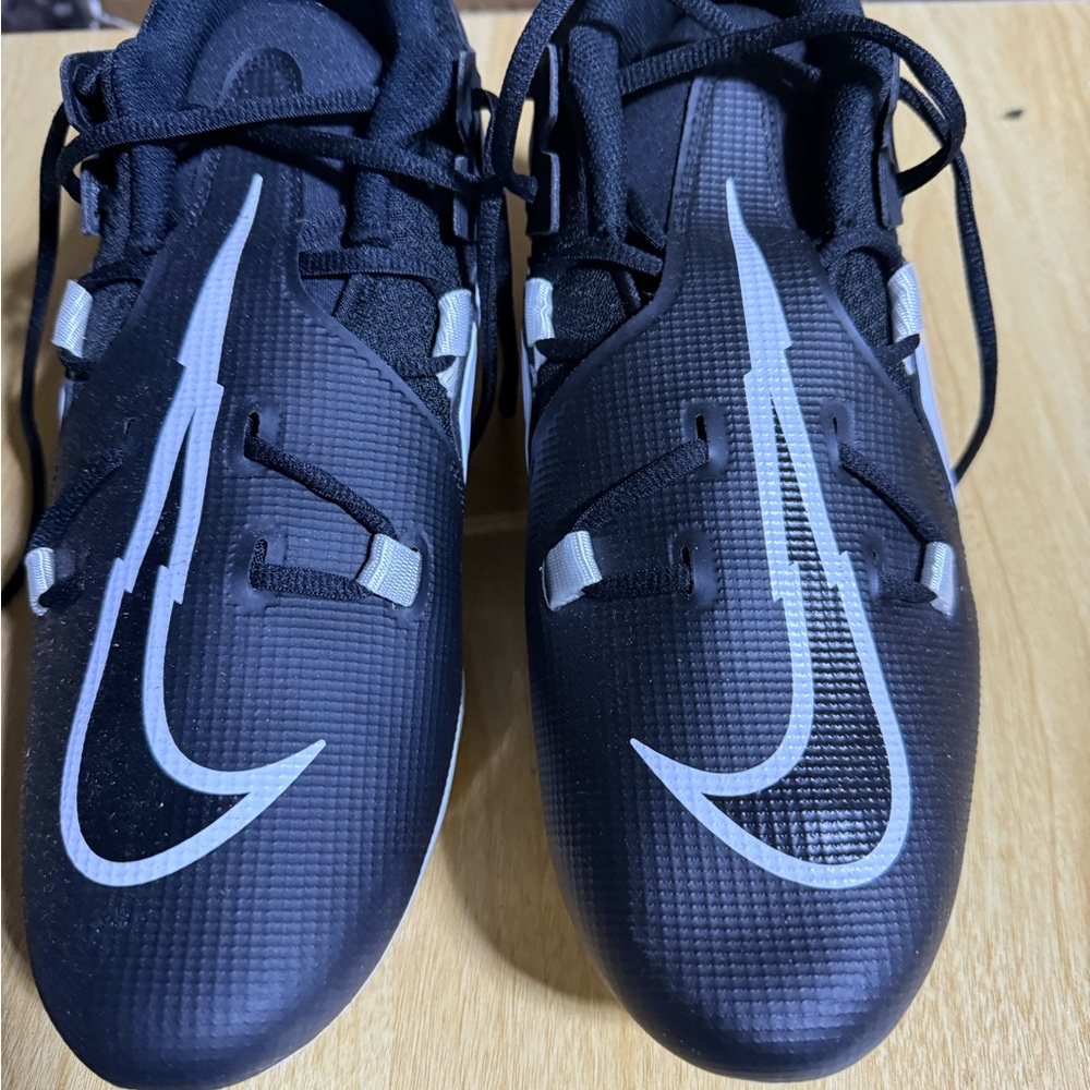 Nike Alpha Football Cleats – Size 12.5 (Men’s)